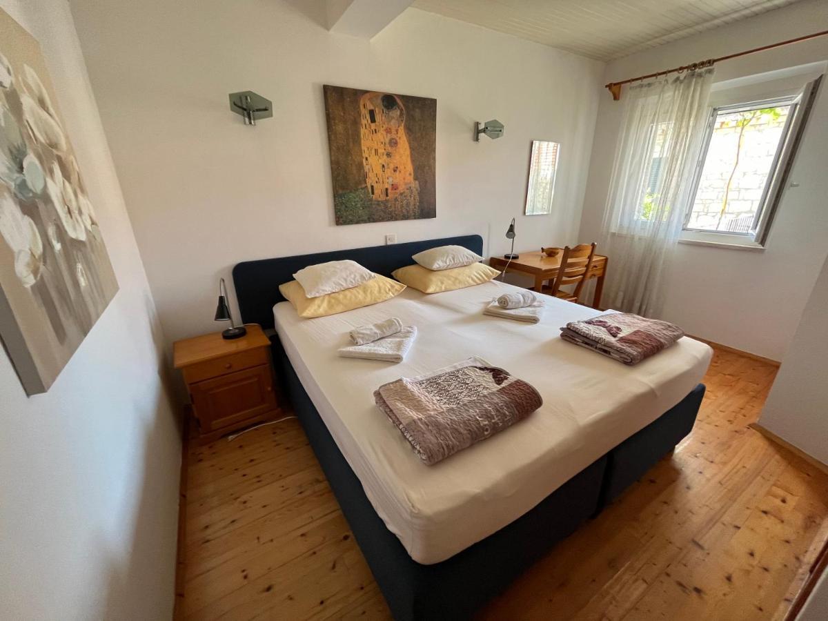 Apartments Suda Лумбарда Екстериор снимка