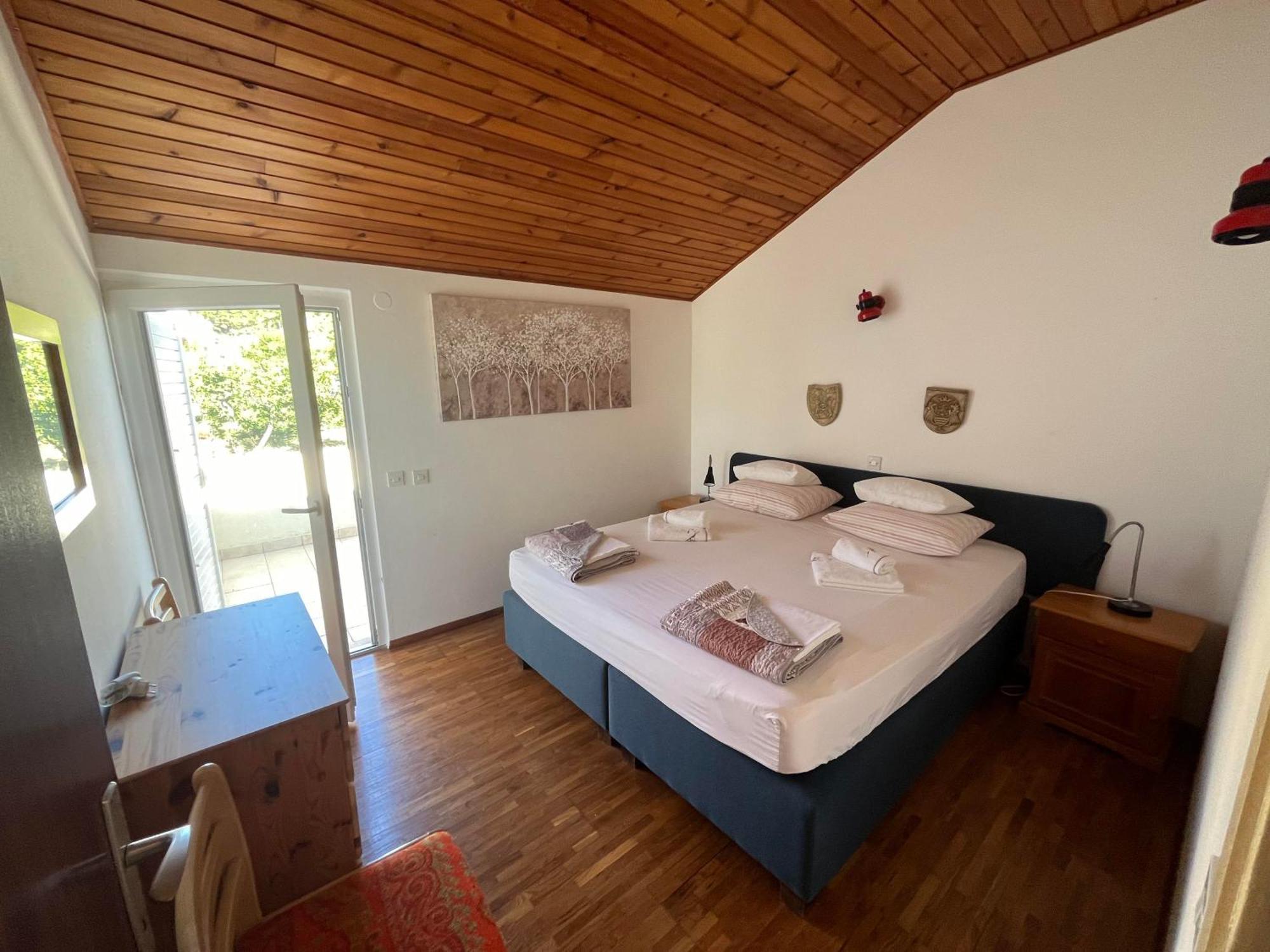 Apartments Suda Лумбарда Екстериор снимка