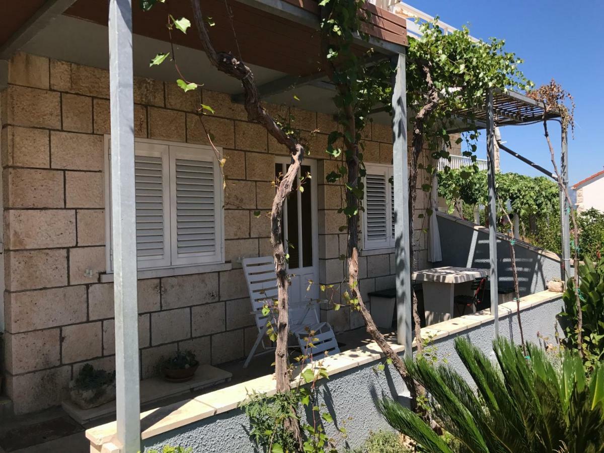 Apartments Suda Лумбарда Екстериор снимка