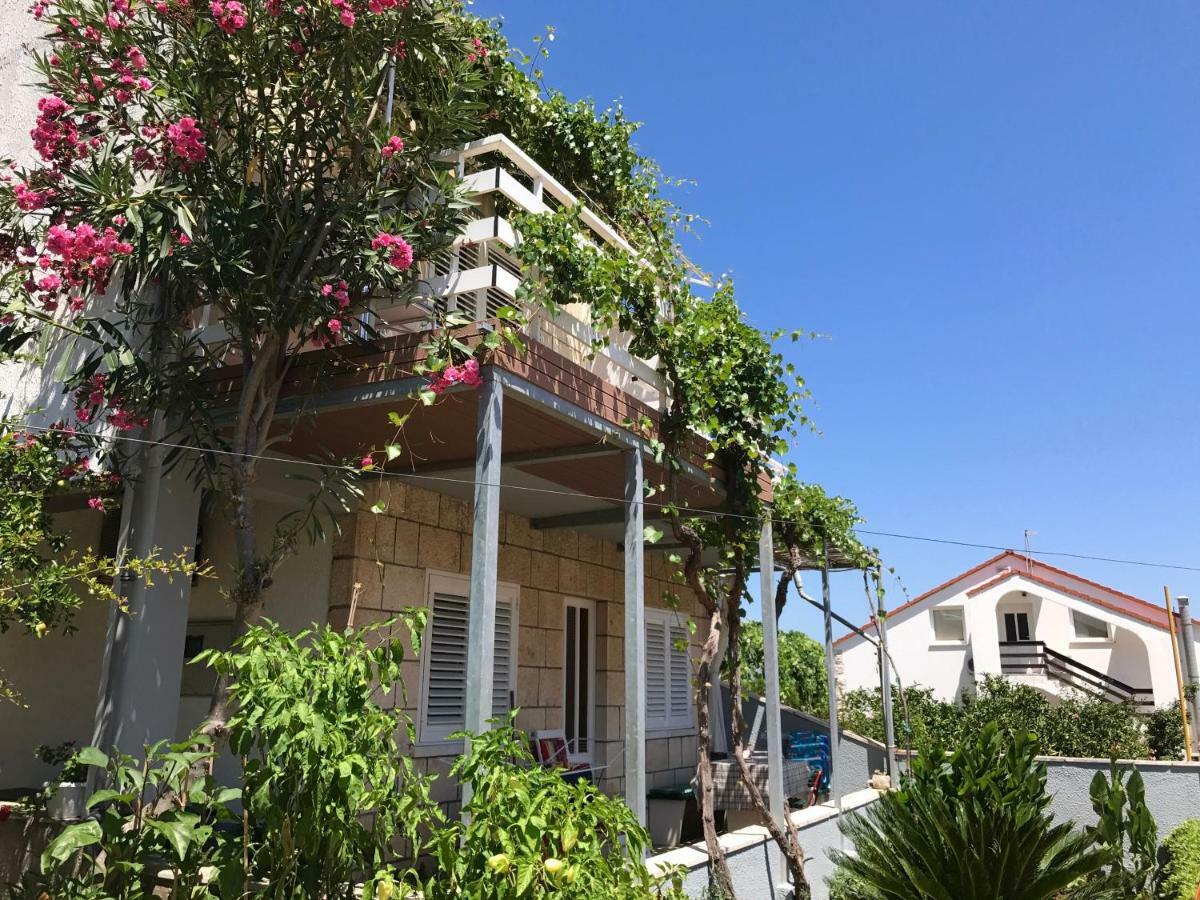 Apartments Suda Лумбарда Екстериор снимка