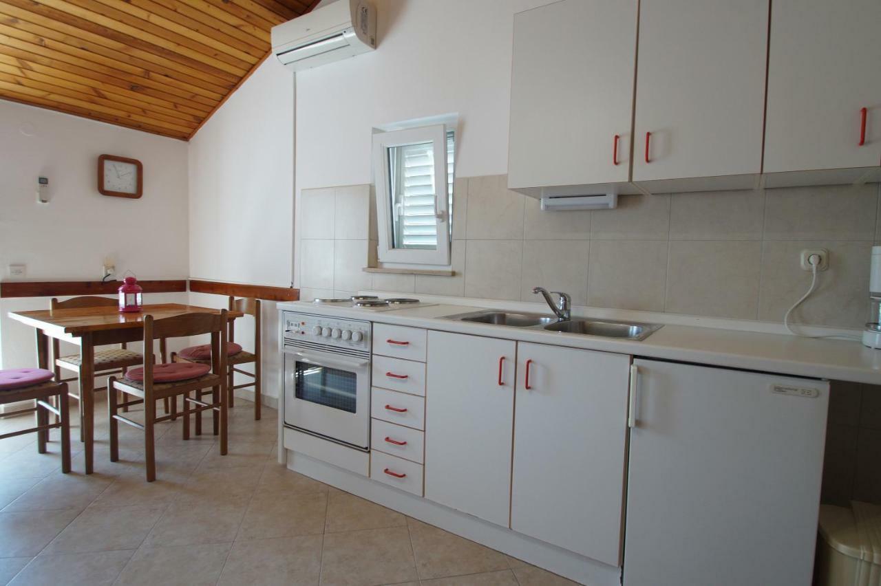 Apartments Suda Лумбарда Екстериор снимка